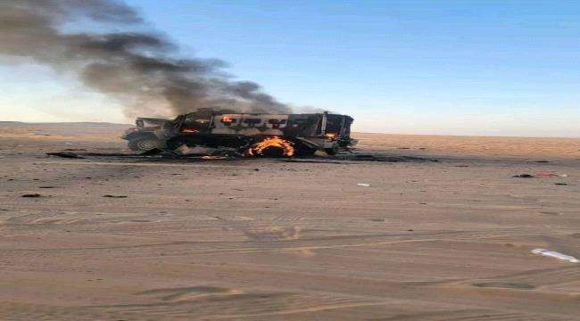 الطيران السعودي يدمر رتلًا عسكريًا منهوبًا في وادي وصحراء حضرموت كان في طريقه إلى مأرب 