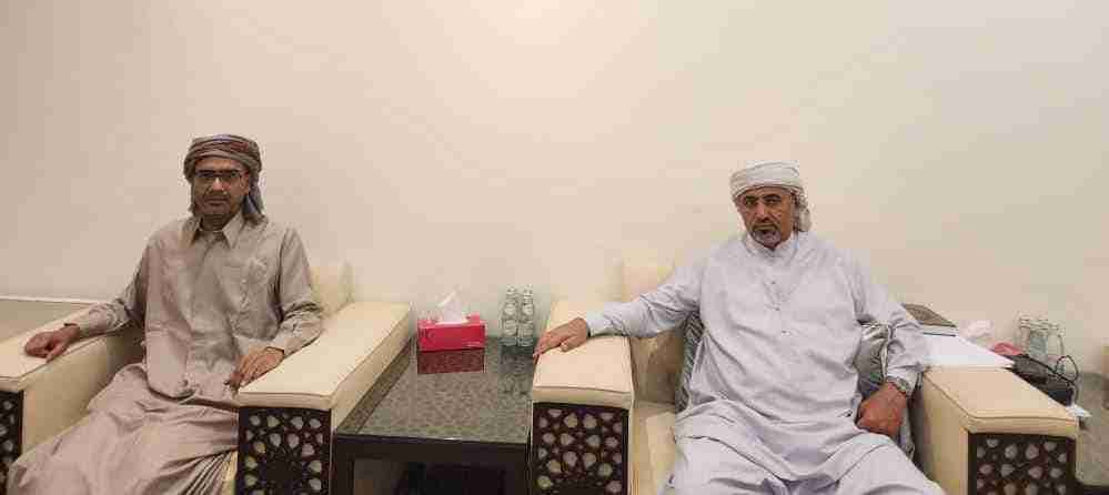الرئيس الزُبيدي يطّلع على الحالة الأمنية والخدمية بوادي حضرموت