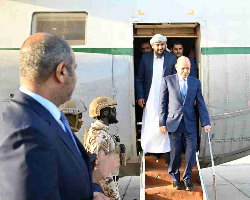 عاجل.. رئيس مجلس القيادة الرئاسي يغادر عدن في جولة اوروبية جديدة*
