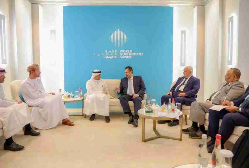 رئيس الوزراء يشيد بالموقف الريادي والثابت لمجلس التعاون الخليجي في دعم اليمن
