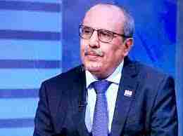 عاجل الانتقالي الجنوبي على ان تصريحات رئيس مجلس القيادة غير دقيقه، ولا تشير الى جدية الشراكة