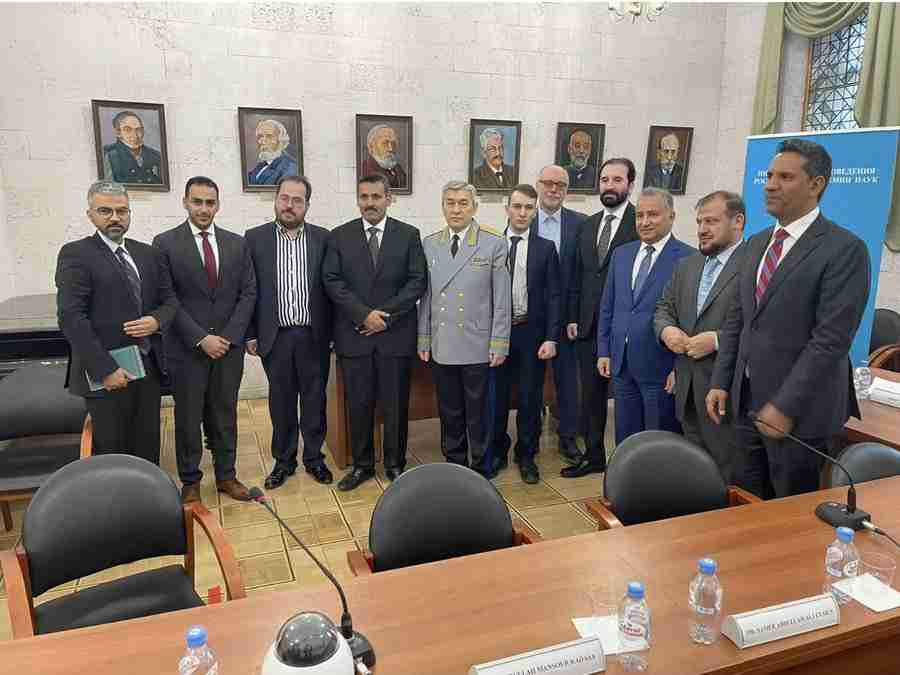 آل جابر يناقش في موسكو جهود وقف إطلاق النار والتوصل لحل سياسي شامل في اليمن