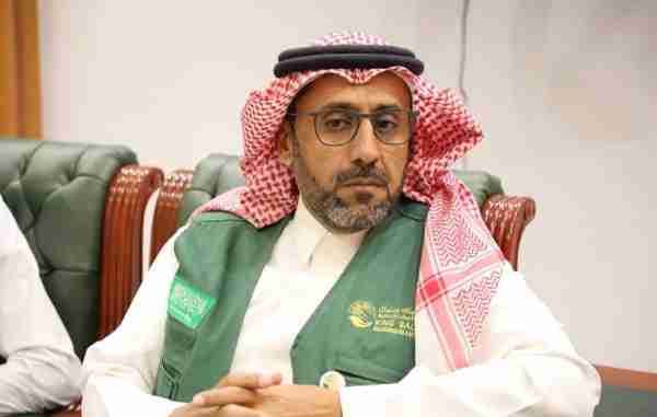 محافظ حضرموت يبحث مع فريق وحدة التنسيق بمركز الملك سلمان التدخلات الانسانية النوعية التي تحتاجها المحافظة