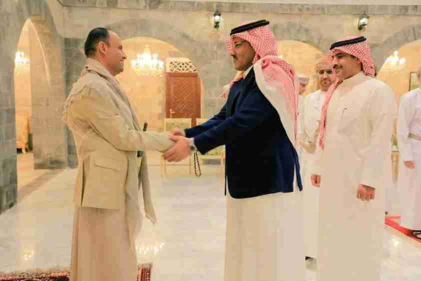 كالة أمريكية تكشف مضمون مسودة الاتفاق الذي تم بين السفير السعودي والحوثيين في صنعاء