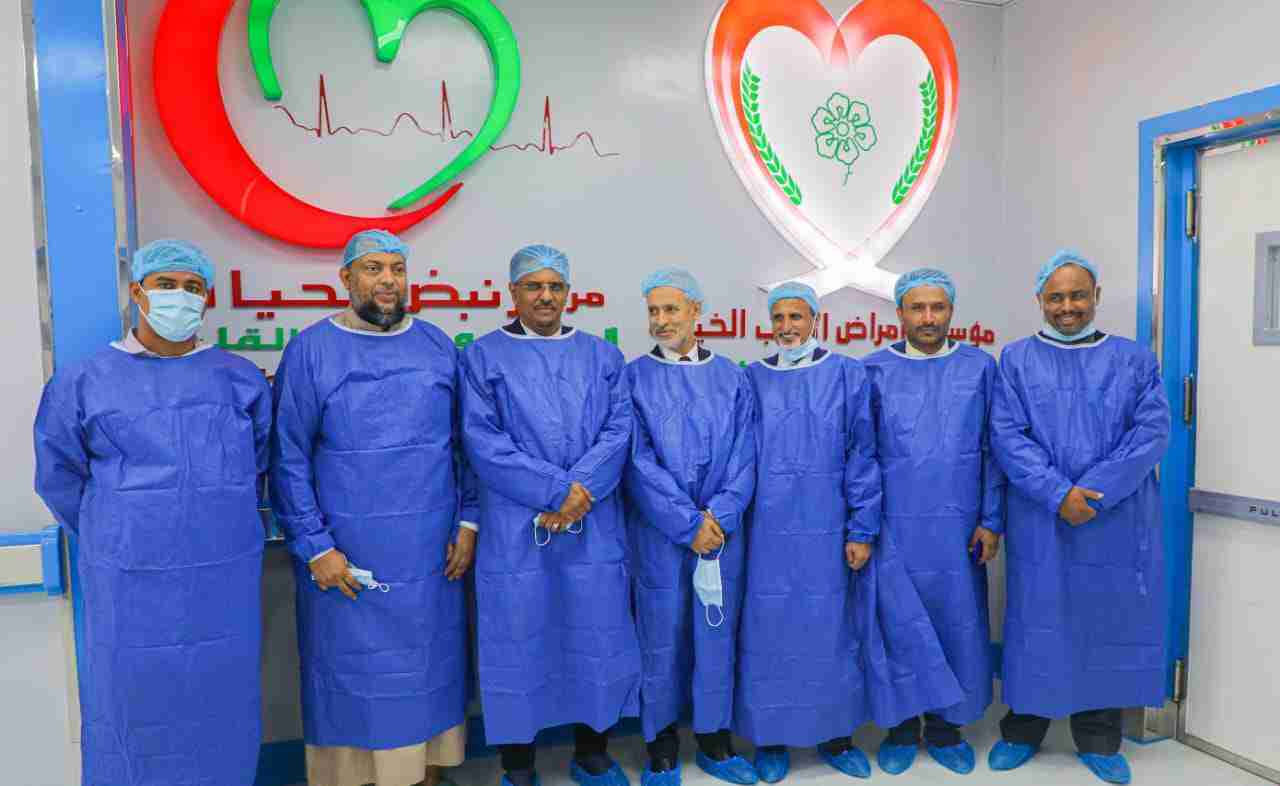 نائب وزير الصحة والأمين العام للمجلس للمحلي بحضرموت  يدشنون حملة جراحة وقسطرة القلب للأطفال ضمن برنامج نبض السعودية التطوعي لأمراض وجراحات القلب بالمكلا