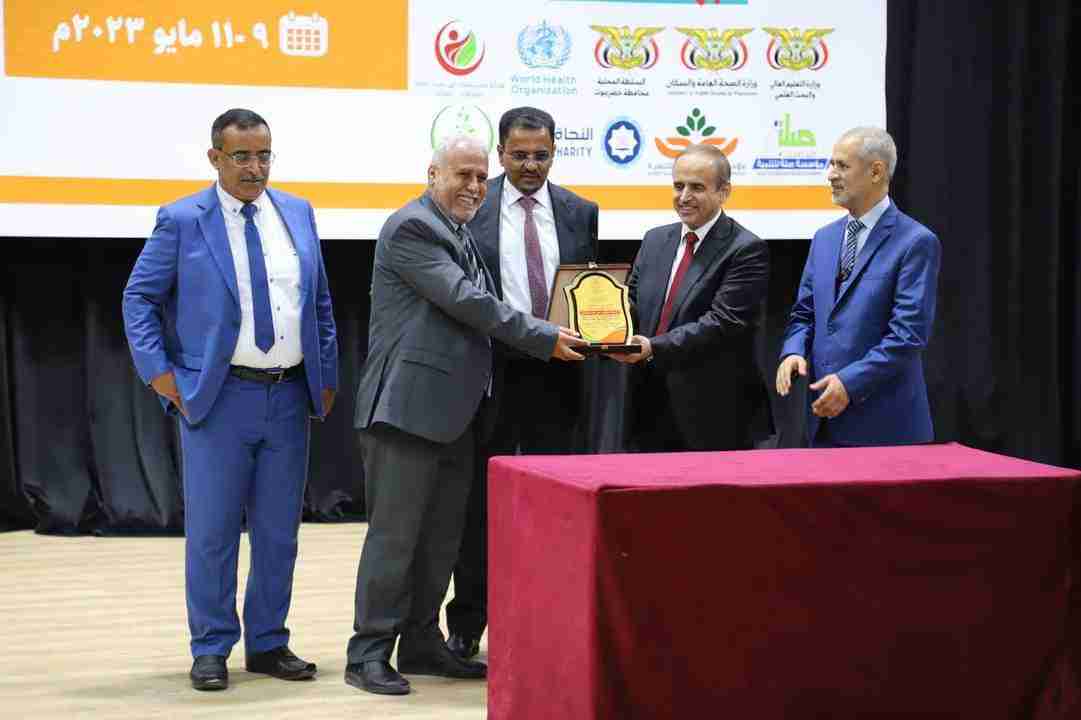 - بحضور حكومي ومحلي ومشاركة واهتمام كبير -  المكلا : بدء أعمال المؤتمر الدولي الأول لأمراض السرطان في اليمن