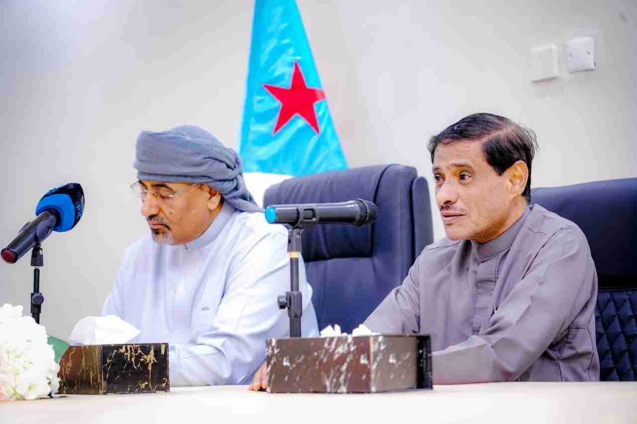 البحسني: مرحلة الشعارات ولت وآن الأوان للعمل بجد وإخلاص