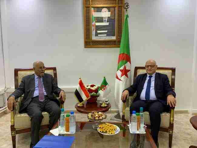 الاتفاق على توقيع مذكرة تفاهم بين اليمن والجزائر في مجال التعليم الفني