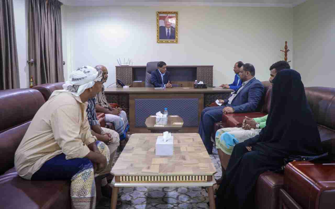 اللواء البحسني يوجه بترقية شهيد البلدة الجندي أحمد بانافع إلى ملازم أول والتحضير لإقامة تأبينيه للفقيد