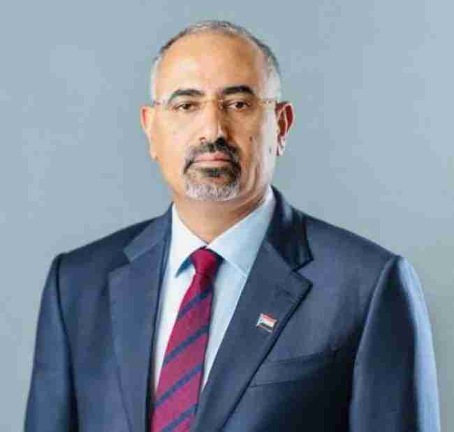 الرئيس الزُبيدي يعزَّي في وفاة المناضل علي ناشر سعيد