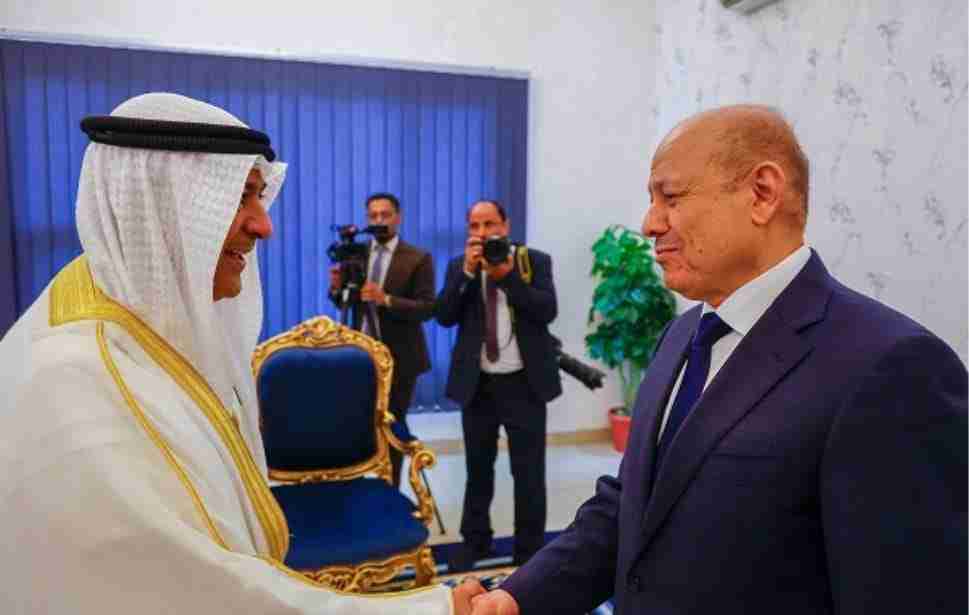 فخامة رئيس مجلس القيادة الرئاسي بالجمهورية اليمنية يلتقي بمعالي الأمين العام لمجلس التعاون