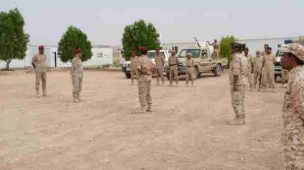المقدم الخلاقي يدشن الدورة التنشيطية لأفراد معسكر حضرموت "نحب"