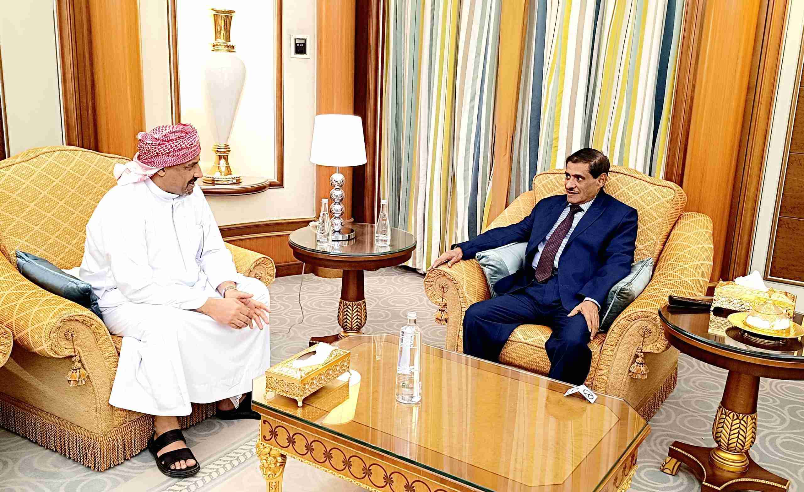 اللواء الركن البحسني يشدد على رفع مستوى الجاهزية القتالية لمنتسبي المنطقة العسكرية الثانية