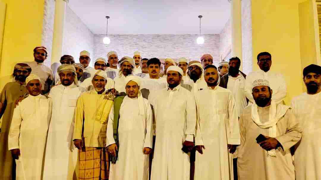 اللقاء الاول للحضارم بظفار سلطنة عمان
